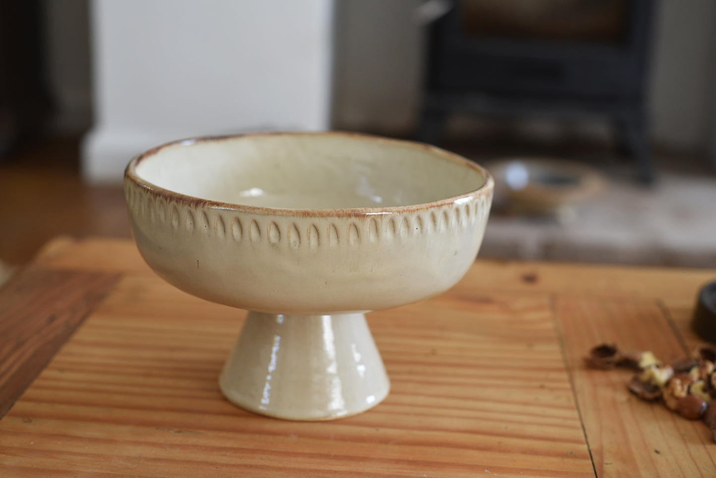 Medium Pedestal Bowl